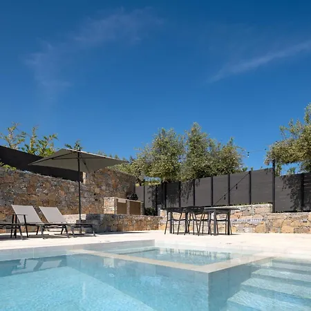 Βίλα Gorgeous Crete 4 Bedrooms Psinthos Terrace With Two Private Pools Bbq Rethymno Πρίνος