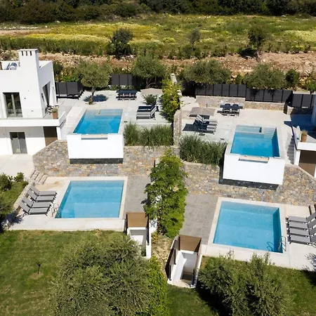 Gorgeous Crete 4 Bedrooms Psinthos Terrace With Two Private Pools Bbq Rethymno